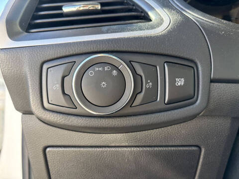 2023 Ford Edge SE