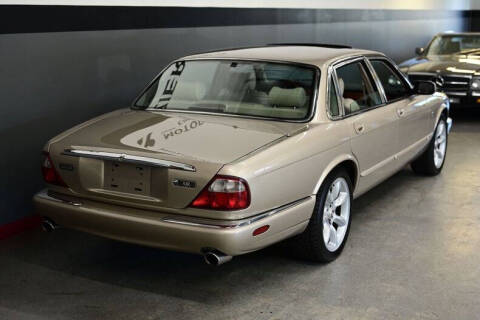 1999 Jaguar XJR