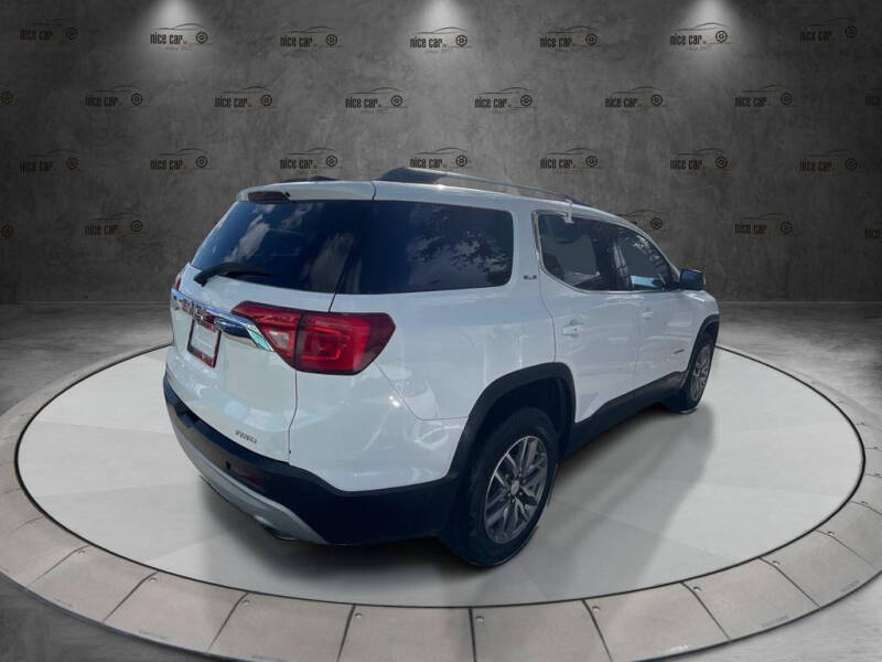 2017 GMC Acadia SLE-2