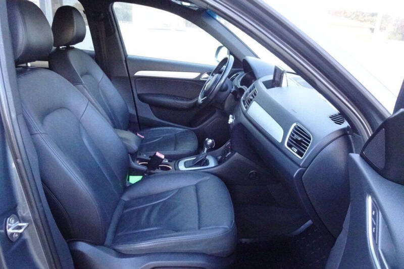 2017 Audi Q3 2.0T Premium