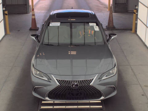 2021 Lexus ES 250
