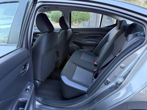 2025 Nissan Versa SV