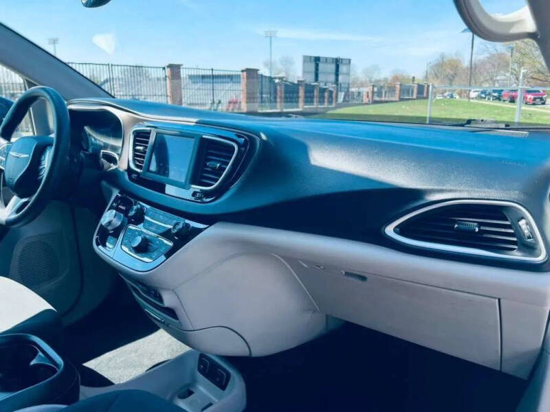 2019 Chrysler Pacifica Touring Plus