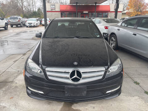 2011 Mercedes-Benz C-Class C 300 Luxury 4MATIC