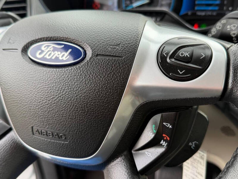 2017 Ford C-MAX Hybrid SE