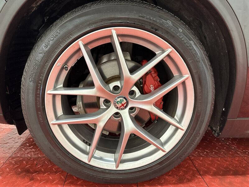 2018 Alfa Romeo Stelvio Ti Sport