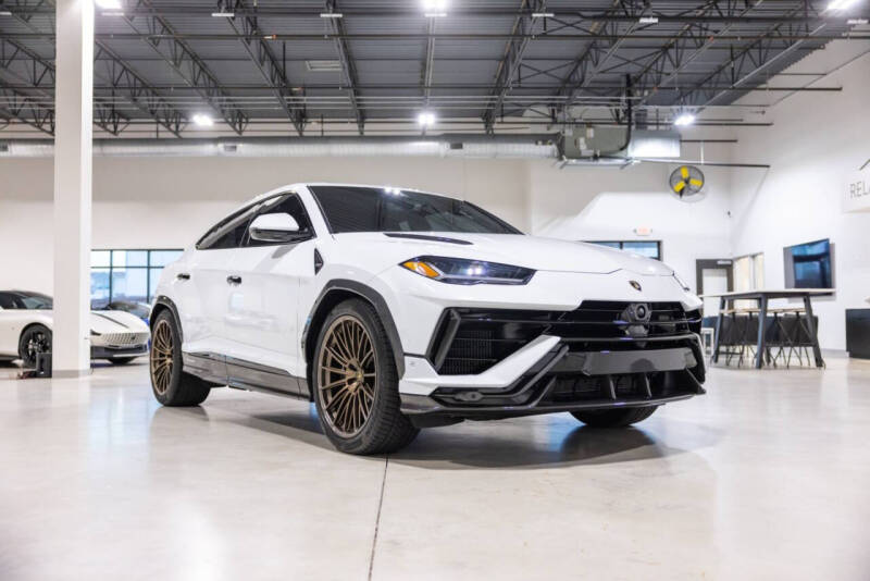 2023 Lamborghini Urus Performante