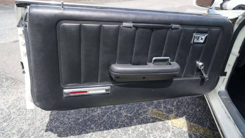 1969 Mercury Cougar XR7