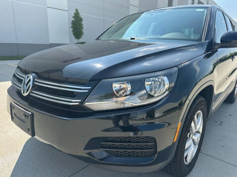 2014 Volkswagen Tiguan for sale at ELMHURST  CAR CENTER in Elmhurst IL