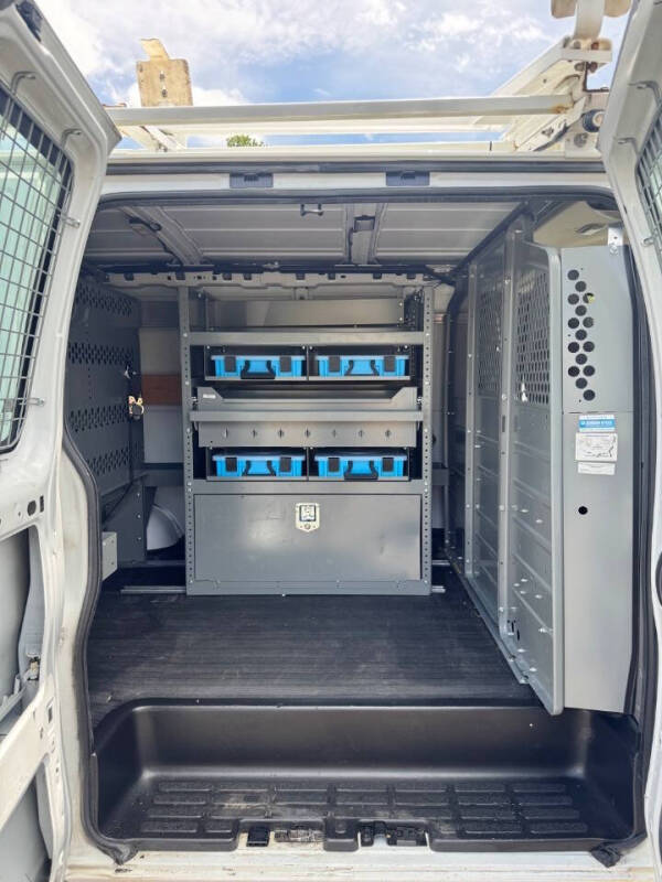 2017 Chevrolet Express 2500