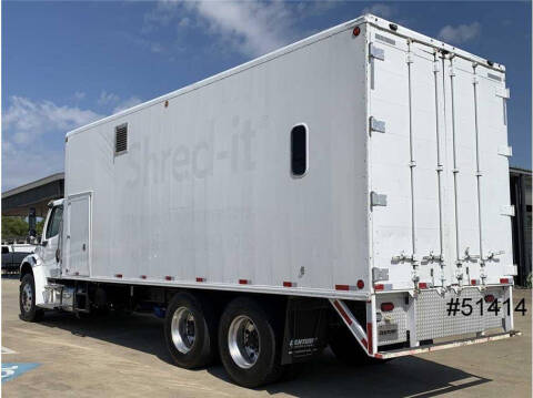 2018 Freightliner M2 106