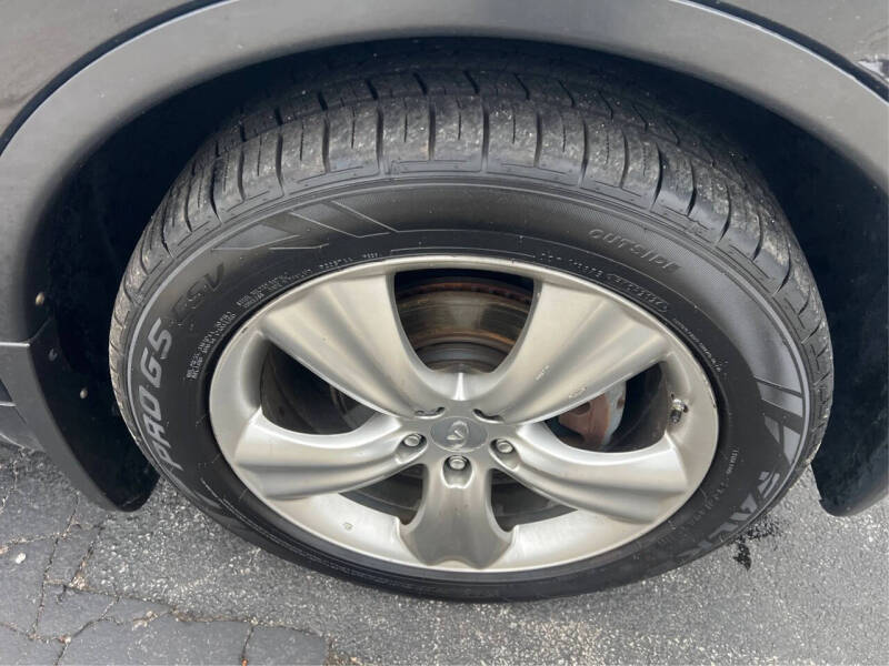 2009 Infiniti FX35