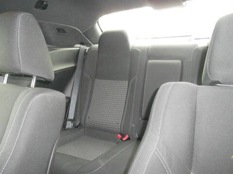 2015 Dodge Challenger SXT