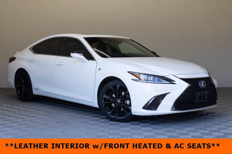 2022 Lexus ES 300h F SPORT