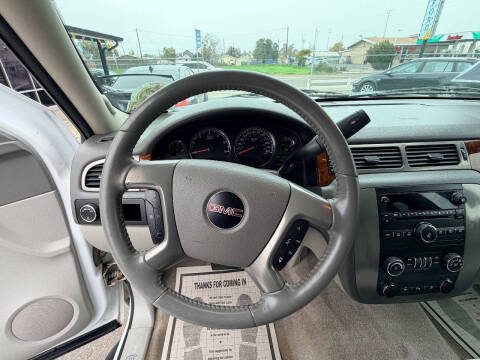 2009 GMC Yukon XL SLE