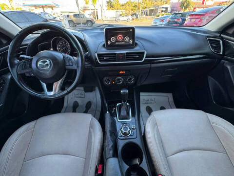 2015 Mazda MAZDA3 i Touring