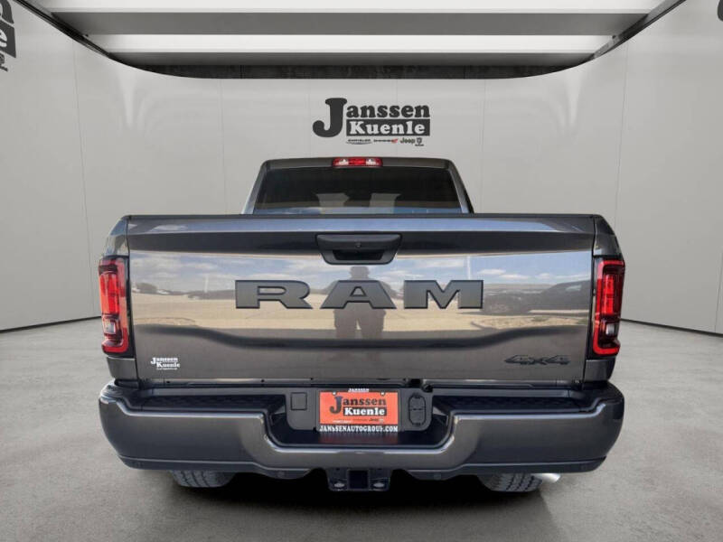 2026 RAM 2500 Black Express