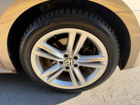 2015 Volkswagen Passat 2.0L TDI SEL Premium