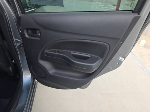 2021 Mitsubishi Mirage ES