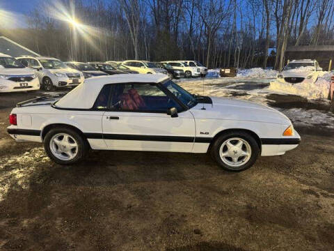 1990 Ford Mustang