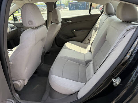 2017 Chevrolet Cruze LS Auto