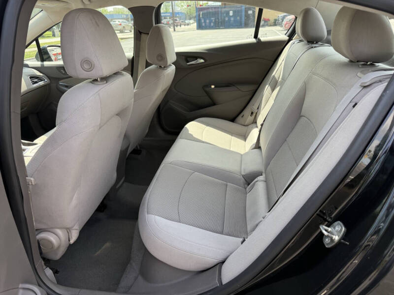 2017 Chevrolet Cruze LS Auto