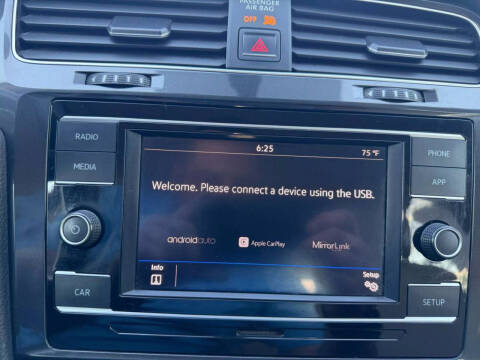 2018 Volkswagen Golf SportWagen