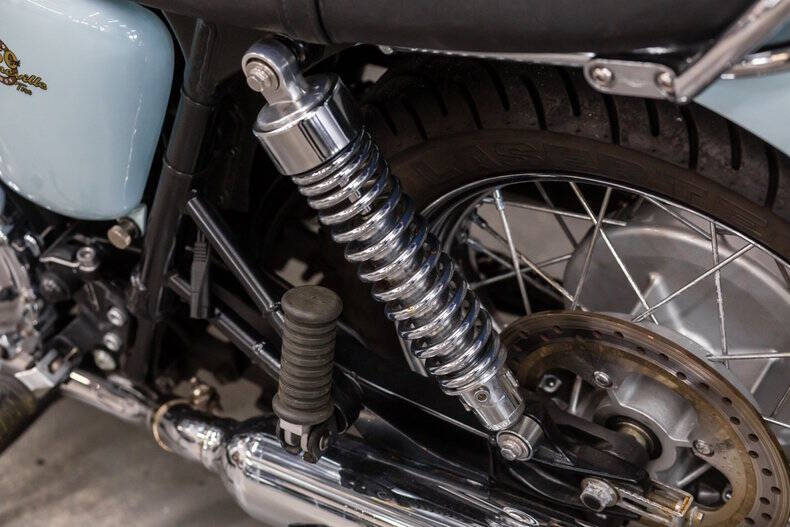 2000 Triumph Bonneville