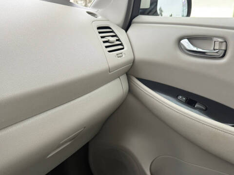 2012 Nissan LEAF SL