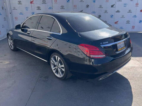 2017 Mercedes-Benz C-Class