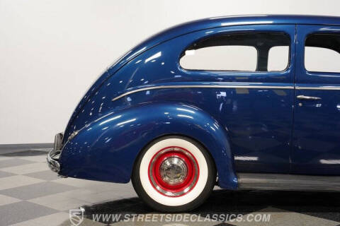 1940 Ford Deluxe
