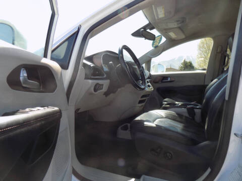 2018 Chrysler Pacifica Touring L