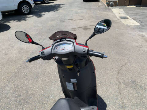 2015 Sym HD200