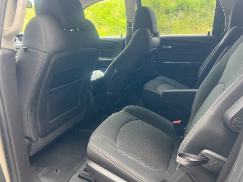 2015 GMC Acadia SLE-2