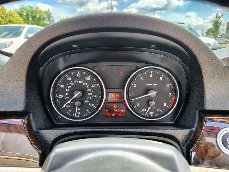 2012 BMW 3 Series 328i