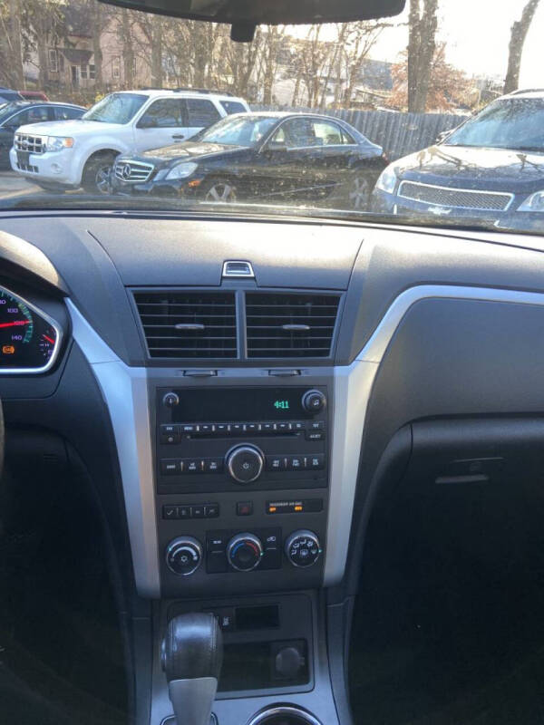 2012 Chevrolet Traverse LT