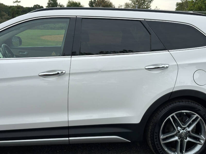 2017 Hyundai Santa Fe Limited Ultimate