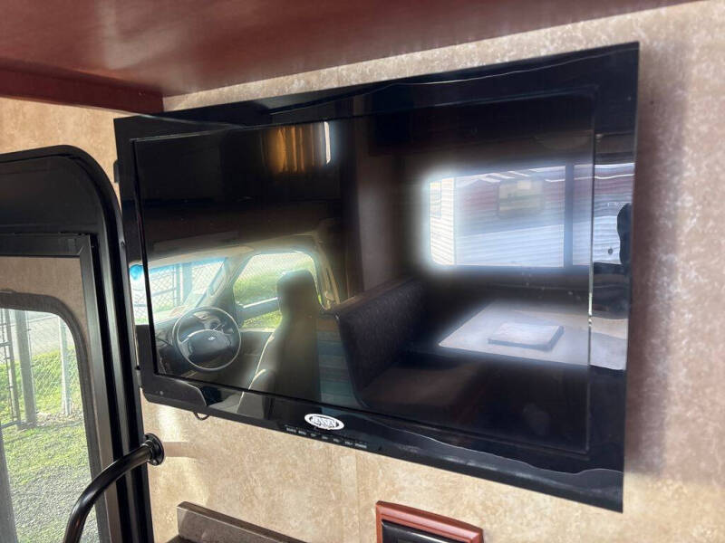 2012 Ford E-Series E-450 SD