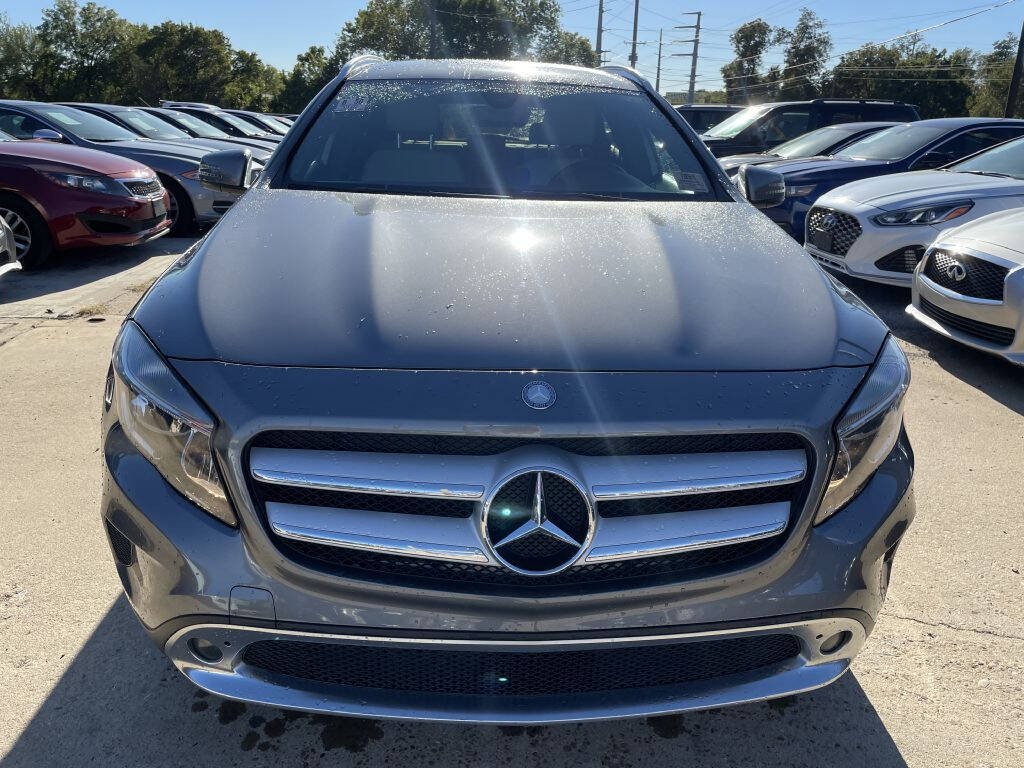 Gray 2017 Mercedes-Benz GLA GLA 250 GLA 250 4dr SUV 2