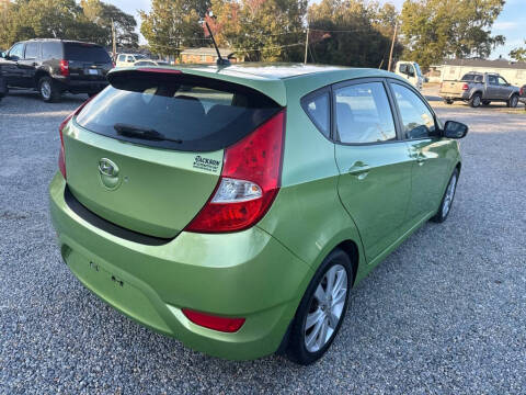 2012 Hyundai Accent SE