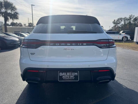 2022 Porsche Macan
