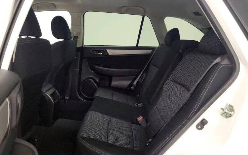 2017 Subaru Outback 2.5i