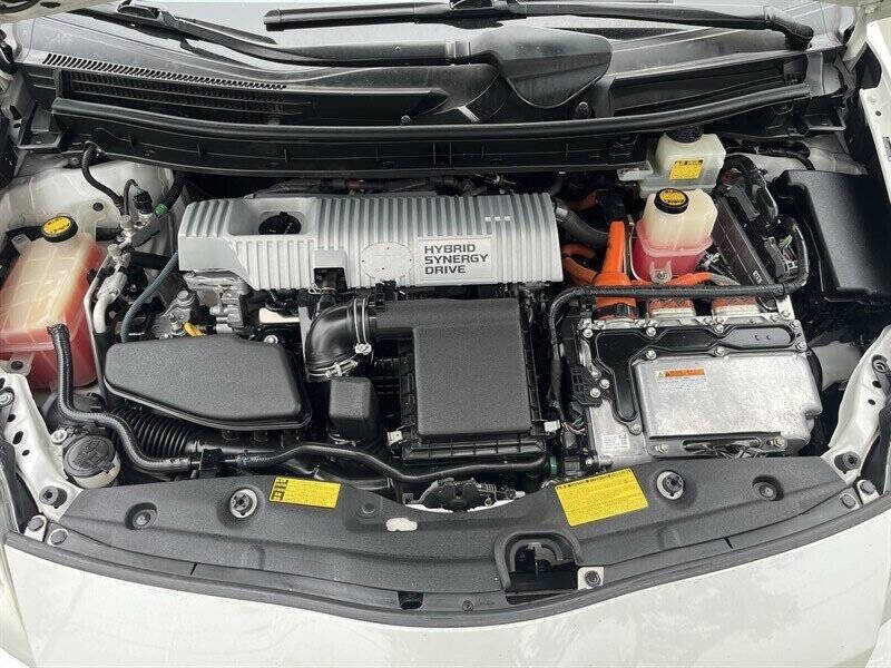 2011 Toyota Prius Three