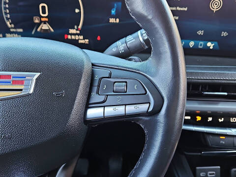 2024 Cadillac XT4 Premium Luxury