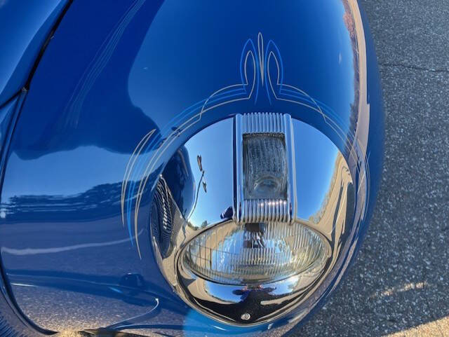 1940 Ford Deluxe
