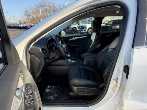 2026 Ford Escape Platinum