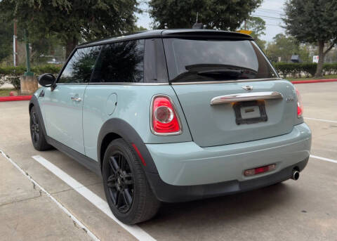 2013 MINI Hardtop Cooper