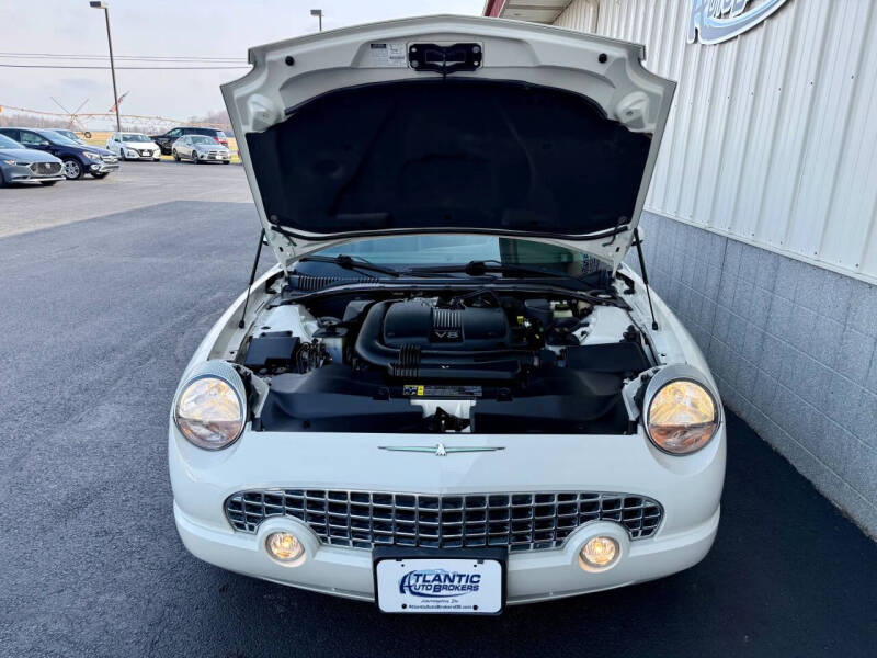 2002 Ford Thunderbird Deluxe