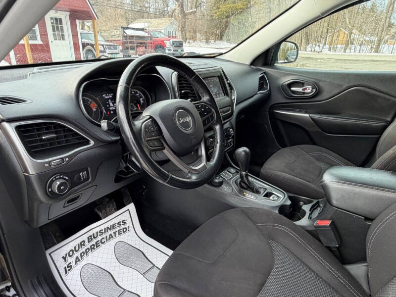 2019 Jeep Cherokee Latitude
