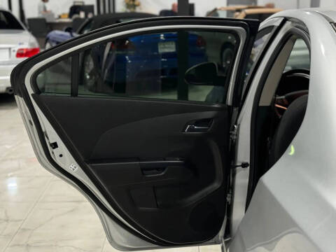 2020 Chevrolet Sonic LT